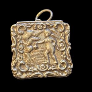 Vintage Sterling Silver Pillbox Pendant Necklace